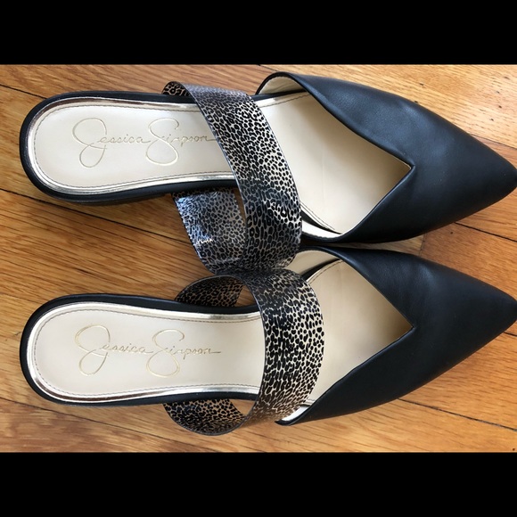 Jessica Simpson Slip-On Flats - Picture 2 of 7